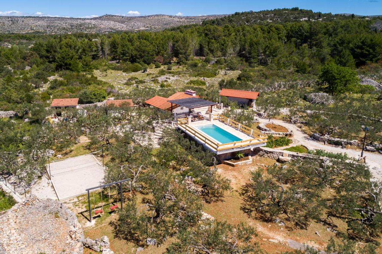 מילנה Holiday Home Maslinada מראה חיצוני תמונה