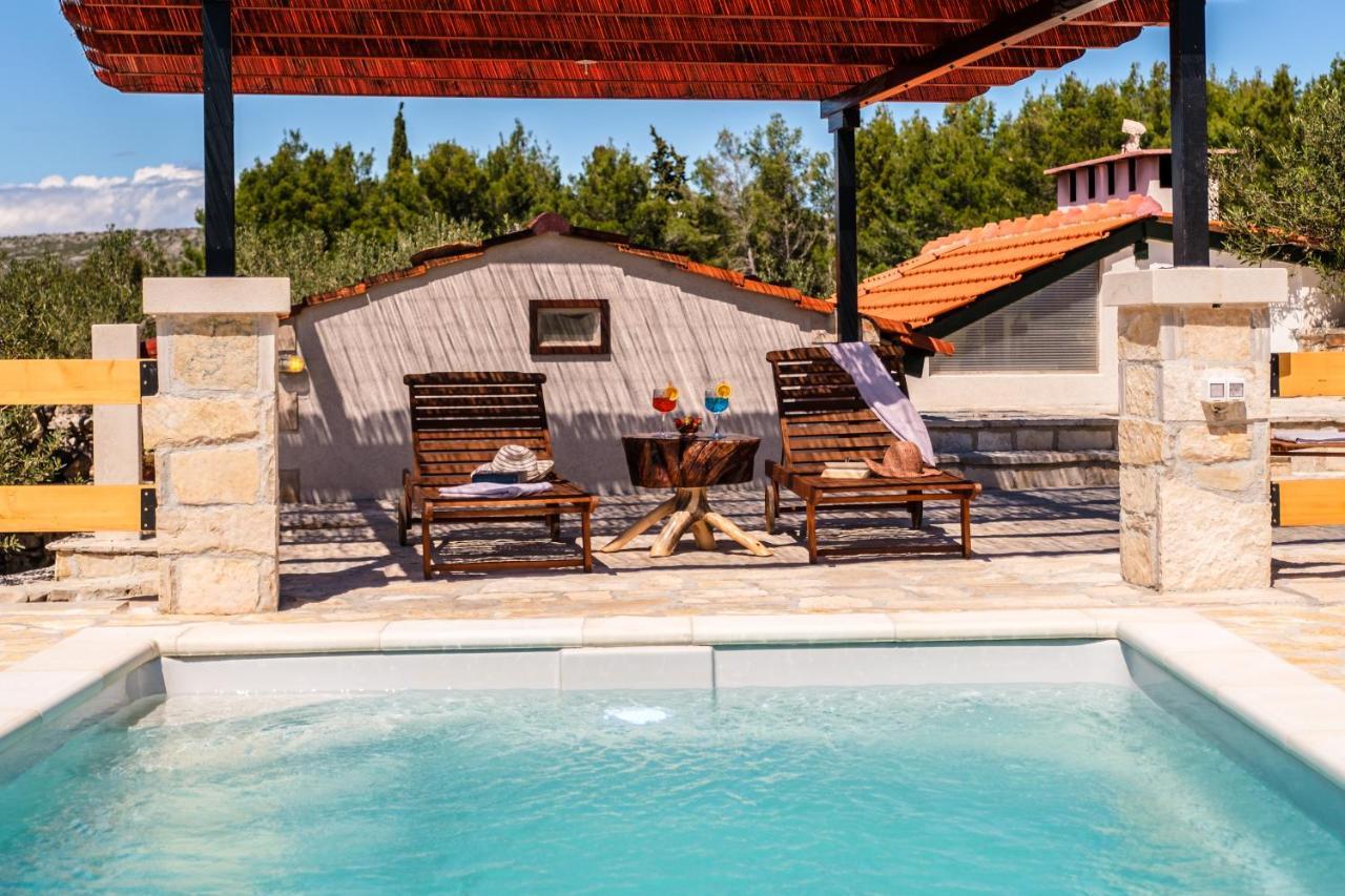 מילנה Holiday Home Maslinada מראה חיצוני תמונה